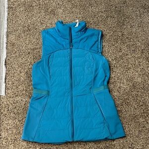 Lululemon down for it teal vest